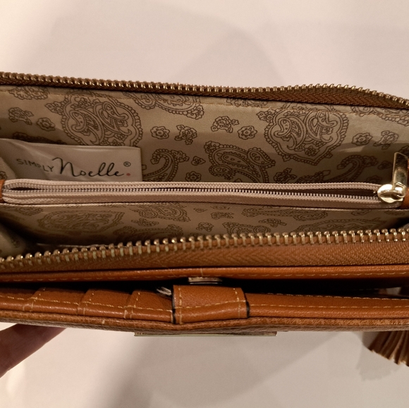 Simply Noelle brown leather wallet - Picture 3 of 5